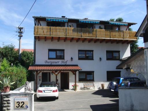 Burgauer Hof - Housity