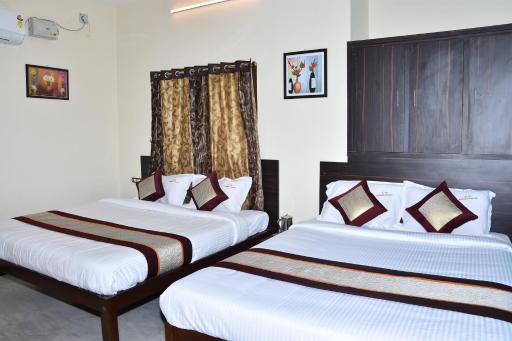 Barnabas Homestay - Housity