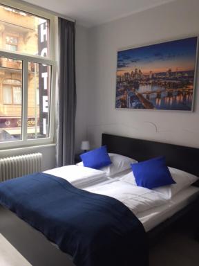 Main Hotel Frankfurt City - Housity