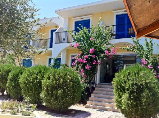 Castellania Hotel Apartments - Housity