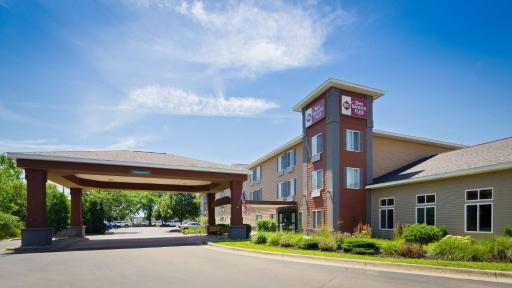 Best Western Plus Coldwater Hotel - Housity