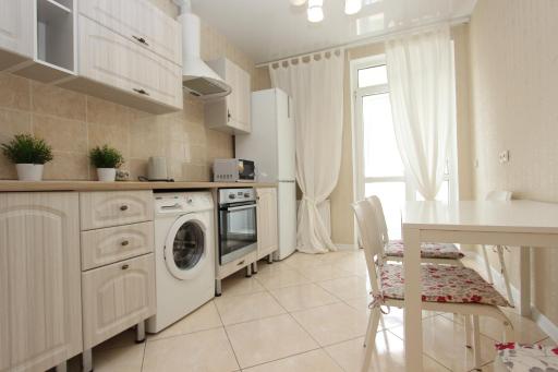 Apartment on Krasnaya 176 - Housity