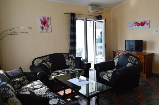 Apartment Sunny - Housity