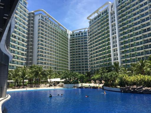 Cozy 1BR w/ Balcony at AZURE - Housity