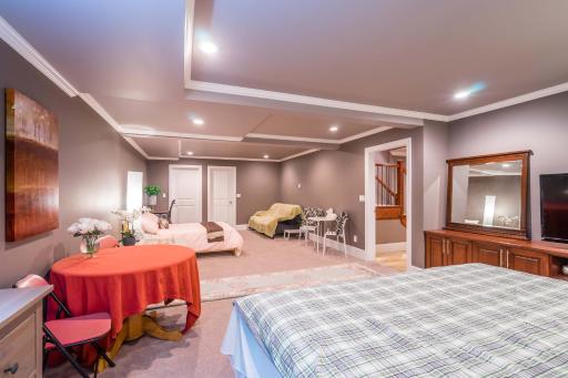 Vancouver Yuelai Guesthouse - Housity