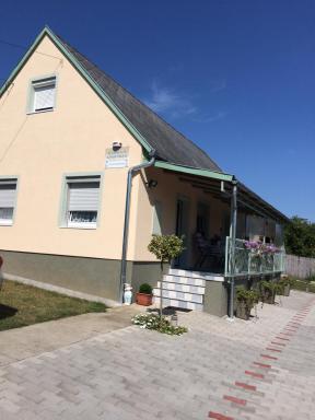 Kamilla Apartman - Housity