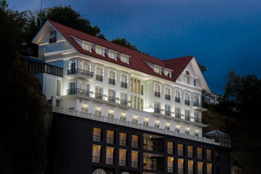 Mell Hotel - Housity