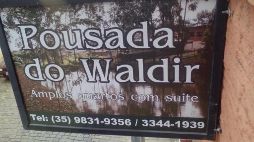 Pousada Moporã, a antiga pousada do Waldir, com amplas suítes no centro de Aiuruoca - Housity
