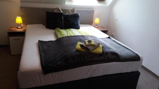 Die Schlafstube - Bed & Breakfast - Housity