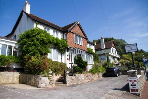 Silverlands Guest House - Housity