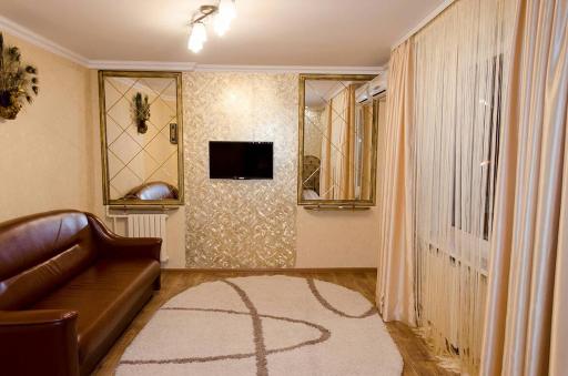 Premium  near the Tower - Housity