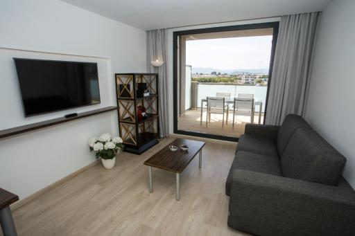 ApartHotel Playa Oliva - Housity