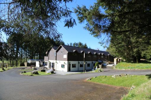 Colliford Lake Tavern & Holiday Park - Housity