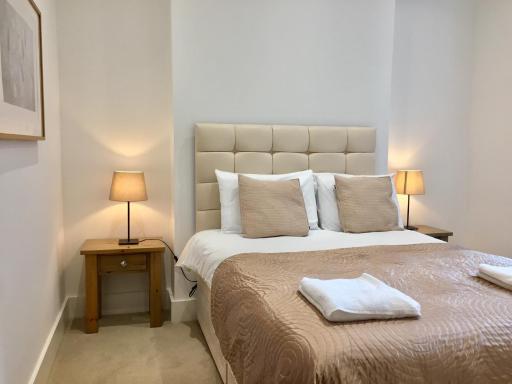 Stylish Apartment in Victoria - Housity