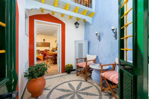Giorgos' Old Story 2Bed Stone House with Private Hamam in the Old Town - Housity