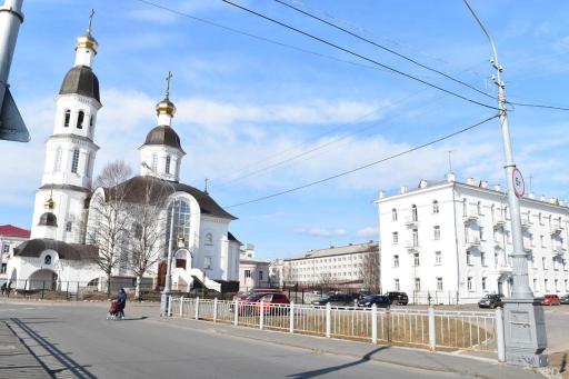 Apartamenty na Loginova 4 - Housity
