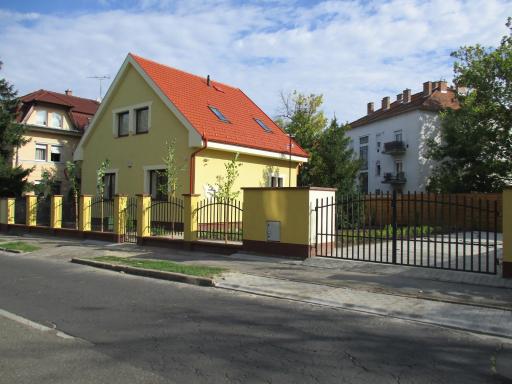 Poroszlay Apartman - Housity