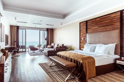 Utesov Hotel - Housity