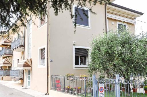 GiaLoSa Biker House - Housity