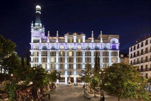 ME Madrid Reina Victoria by Meliá - Housity