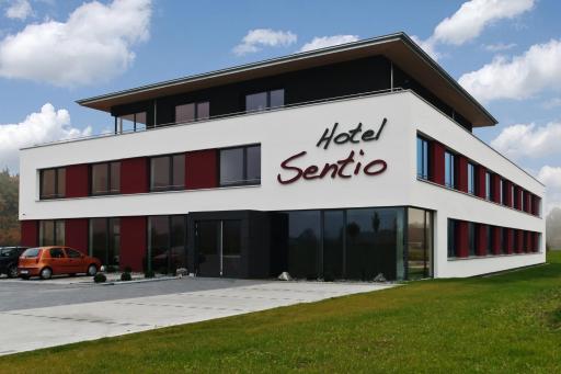 Hotel Sentio - Housity