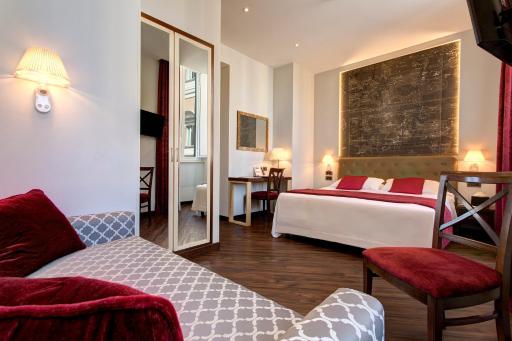 Hotel Nazionale - Housity