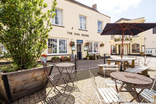 The Oak House - Housity