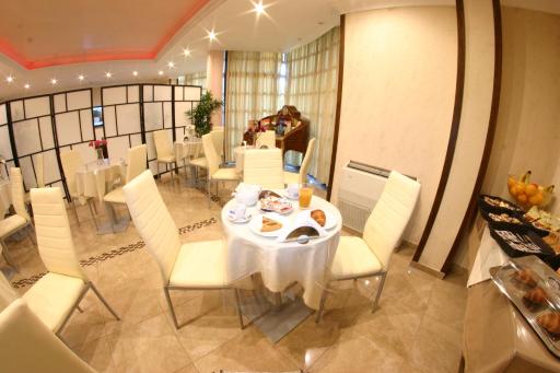 Hotel Chic - Housity