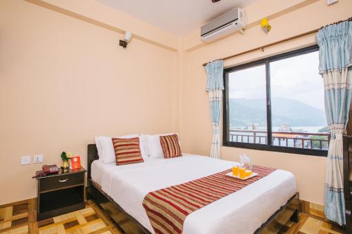 Hotel Ezen - Housity