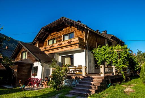 Apartments Kosir - Housity