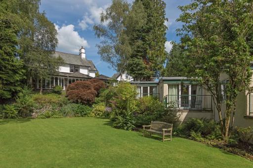 Burn How Garden House Hotel - Housity