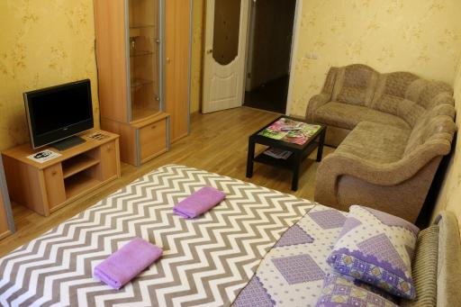 on 2nd Metallistov - Housity