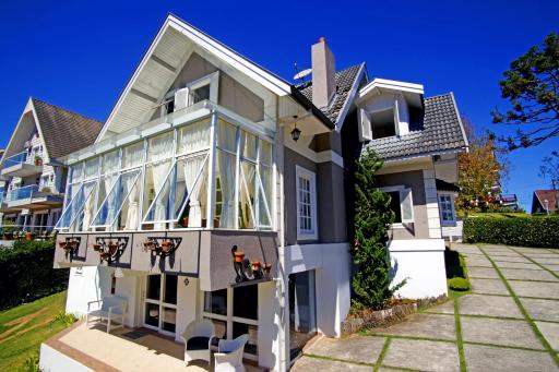 Vila de Charme Suítes - Housity