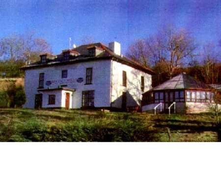 Rhymney House hotel - Housity