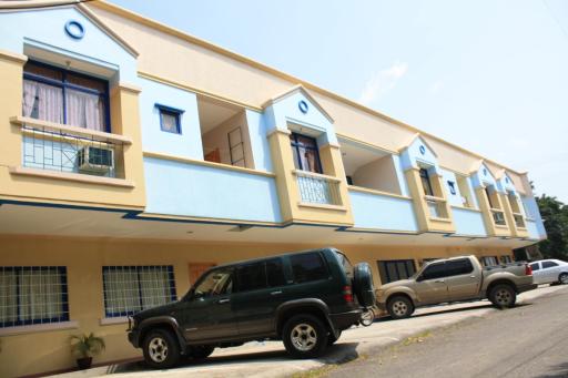 Dumaguete Springs Apartment - Housity