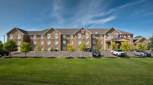 Best Western Plus Moncton - Housity