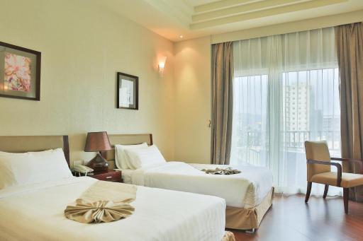 Magnolia Hotel & Conference Center - Housity