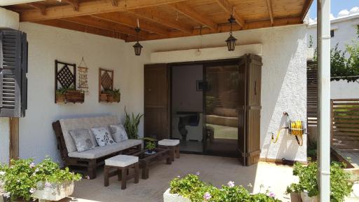 Profitis Ilias church view - Housity