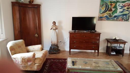 Elegante appartamento in centro a cesena - Housity