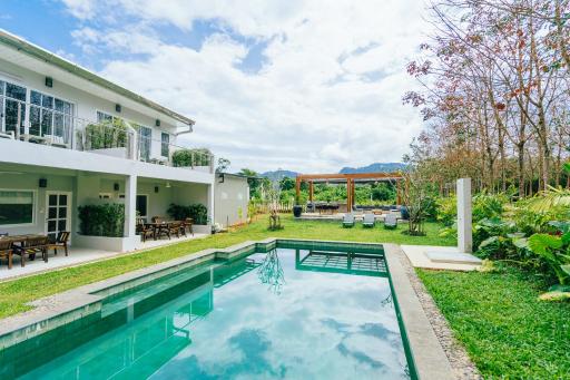 Isara Khao Lak - Housity