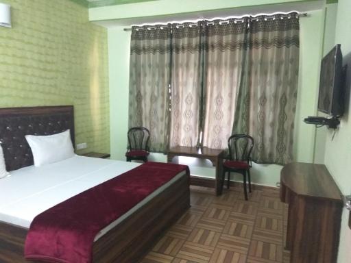 Peaceful & scenic Homestay in Shoghi-Shimla - Housity