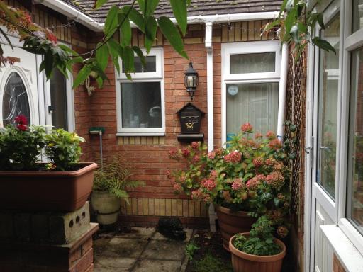 The Annex - Guest Gardens - Housity