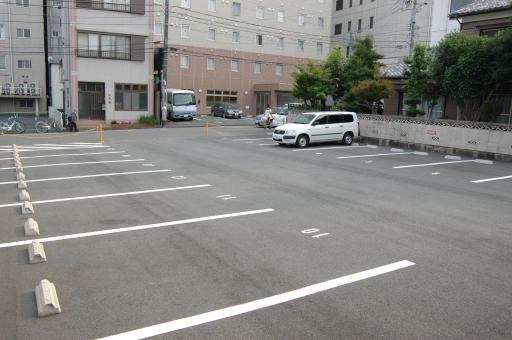 Hotel Econo Tsu Station - Housity