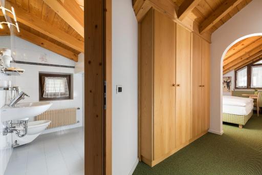 Hotel Christian - Housity