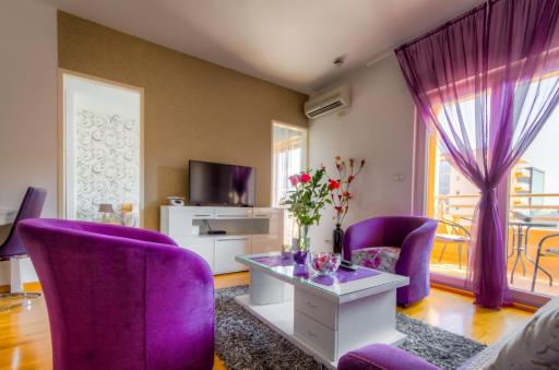 Delta Capital Apartment - Housity