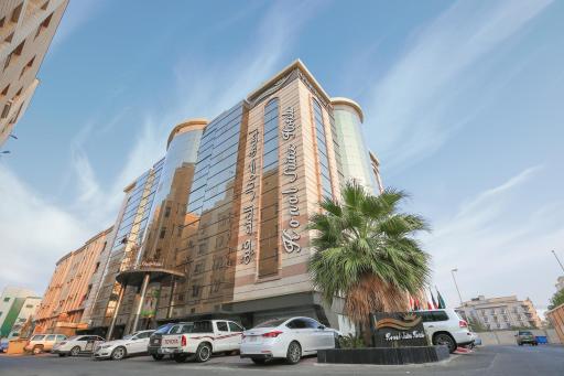 konal Hotel Suites - Housity
