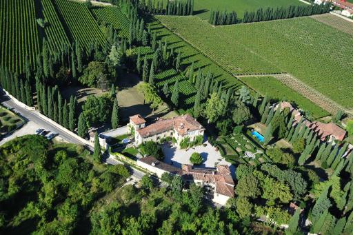 Villa Betteloni Valpolicella Suites - Housity