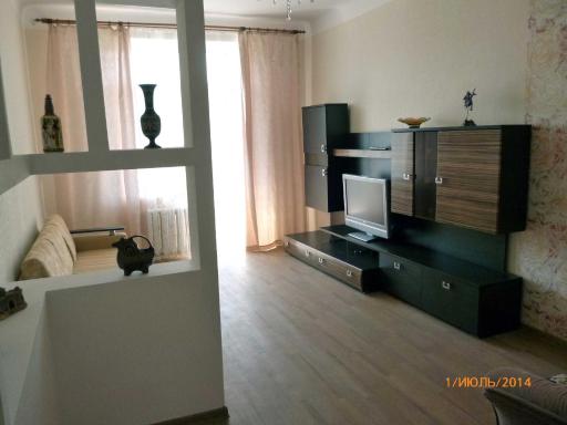 on ulitsa Komsomolskaya 8 - Housity