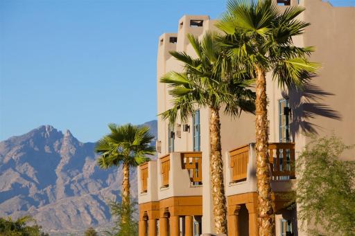 Lodge On The Desert - Housity