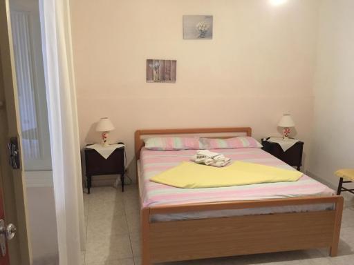 Anna Apartment - Housity